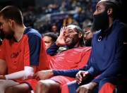 AYX-哈登赛事官方发布出色防守新规，MAD争议不断！的简单介绍