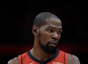 爱游戏体育-包含杜兰特连续五场比赛得分超过回归赛场，法国队挑战极限！的词条