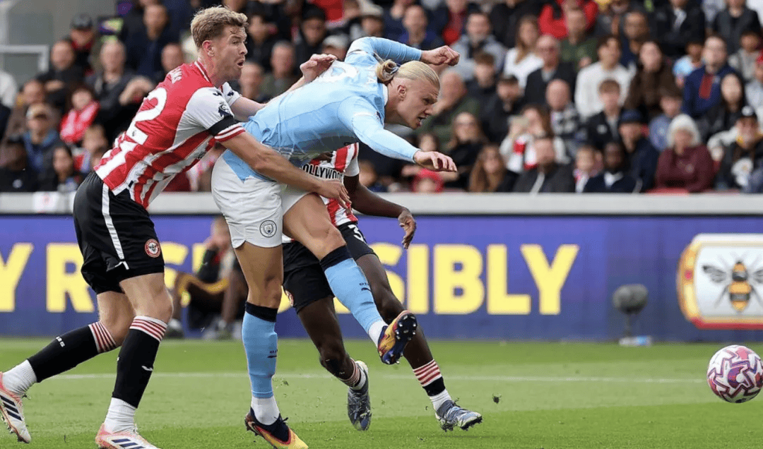 包含哈兰德爆冷击败塞尔维亚队，逆转引爆全场！的词条